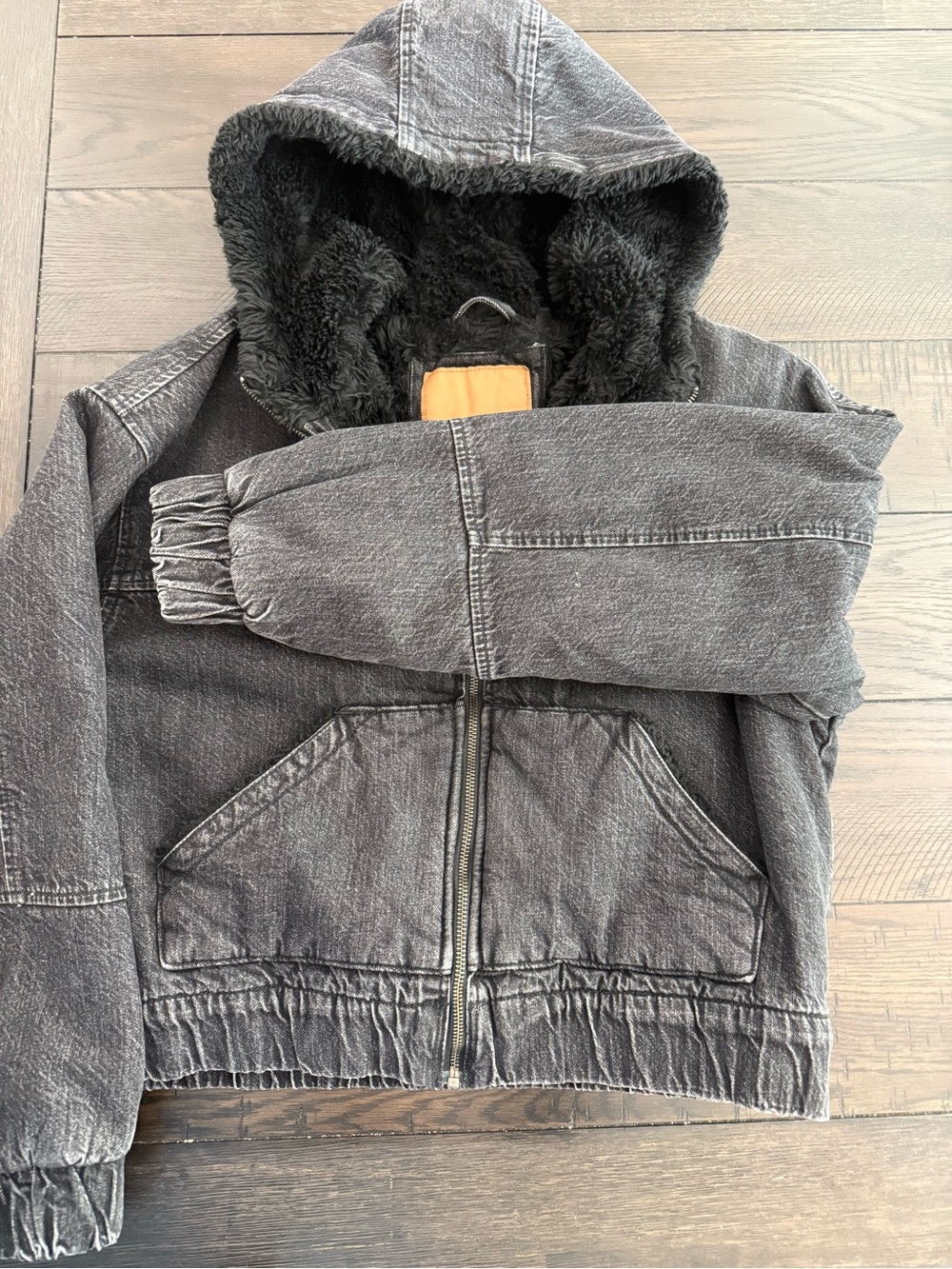 Women’s Hooded Sherpa-Lined Jacket in Charcoal Black